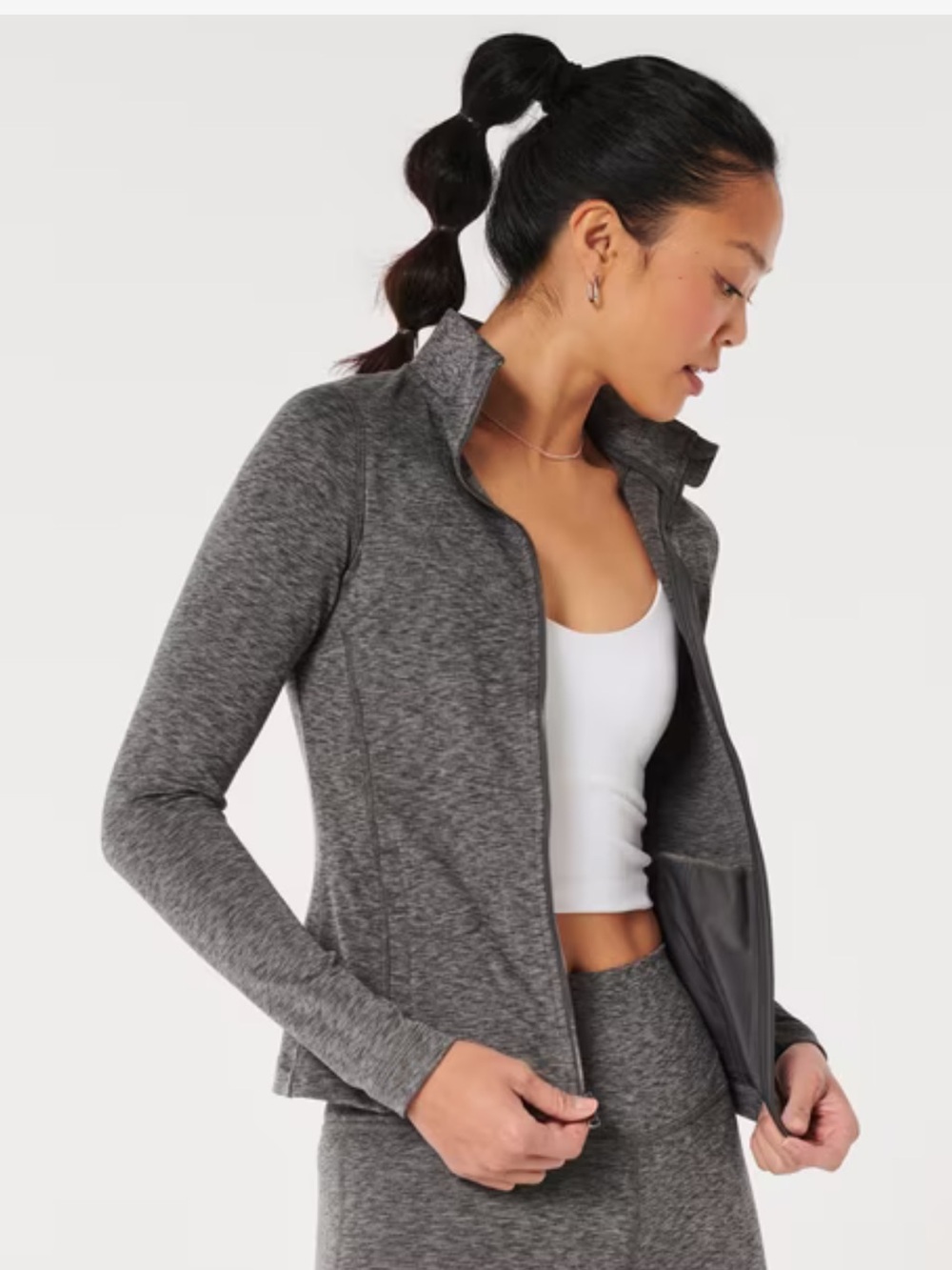 GILLY HICKS Active Recharge Zip- up Jacket
Top